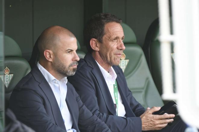 Manu Fajardo y Ramón Planes, juntos en el Villamarín (Foto: Kiko Hurtado)