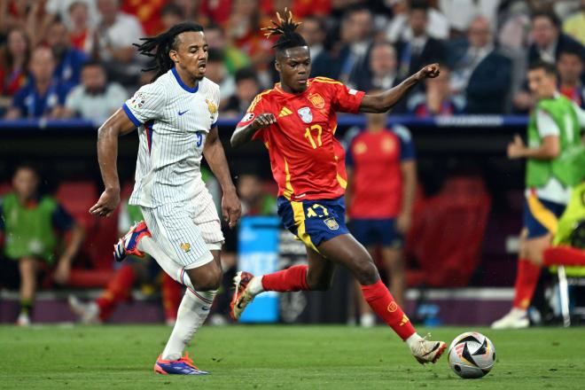 Koundé y Nico Williams, en la Eurocopa (Foto: Cordon Press).