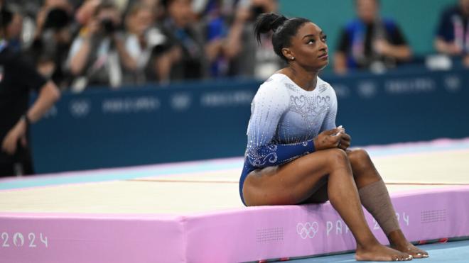 Simone Biles, tras su actuación en la barra (EuropaPress)