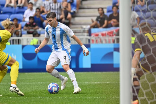 Julián Álvarez, con Argentina en los Juegos Olímpicos (Foto: Cordon Press). Julián Álvarez, con Argentina en los Juegos Olímpicos (Foto: Cordon Press).