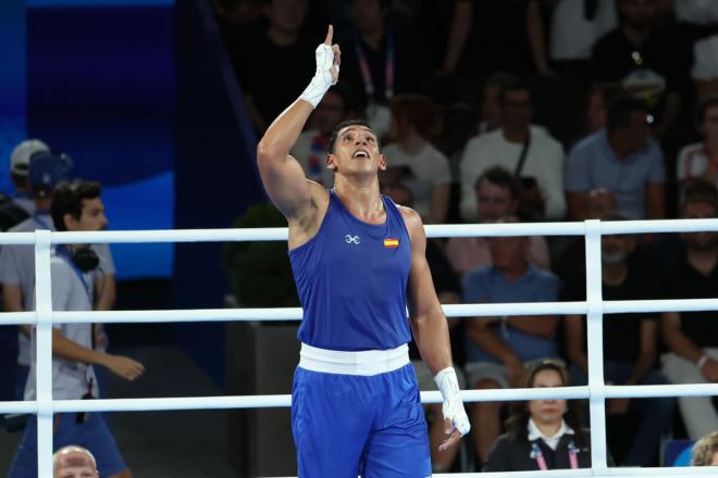 Ayoub Ghadfa celebra su victoria en las semis de París 2024 (Foto: EFE).