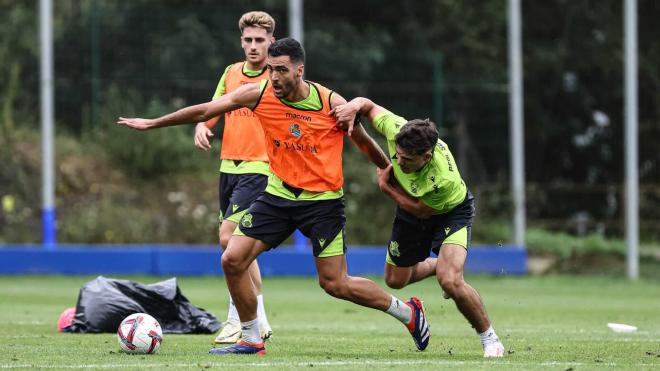 Mikel Merino en el entrenamiento de este miércoles en Zubieta (Foto: Real Sociedad).