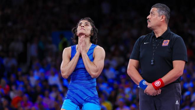 Vinesh Phogat, descalificada de los Juegos Olímpicos por pesar 100 gramos de más (Fuente: RRSS)