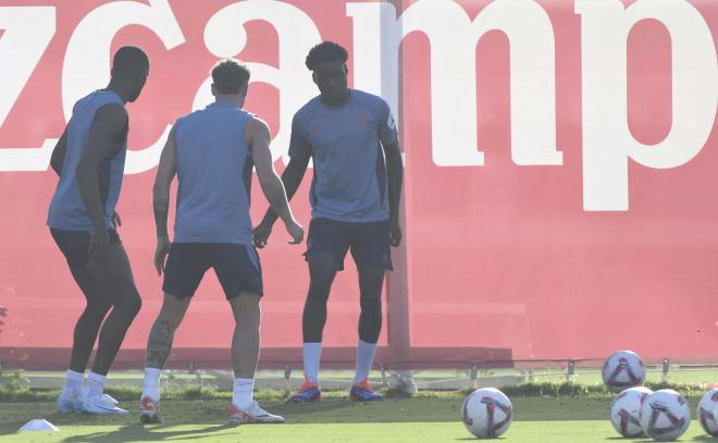 Lucien Agoumé, en el entrenamiento (Foto: Kiko Hurtado)