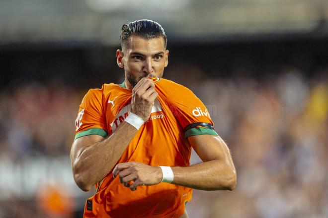 Gol de Rafa Mir en el Trofeo Naranja (Foto: Valencia CF).