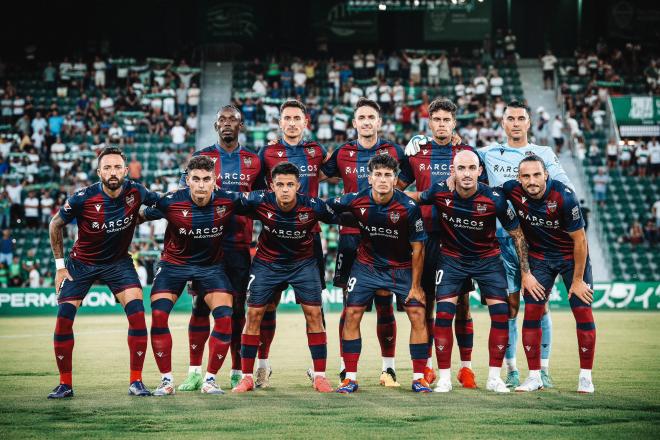 El once del Levante de Julián Calero en el último amistoso de pretemporada del Levante (Foto: LUD).