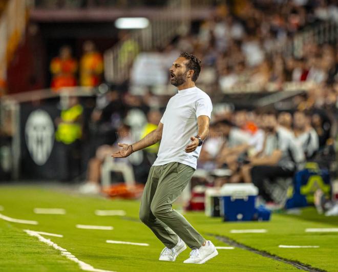 Rubén Baraja, en el Trofeo Naranja (Foto: Valencia CF).