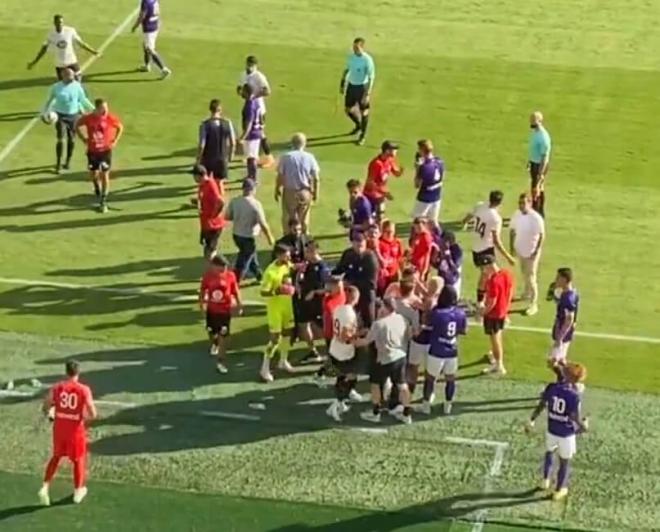 Tangana en el Toulouse CF - Real Valladolid.