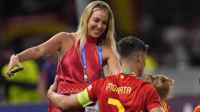 Alice Campello y Álvaro Morata, en la celebración de la Eurocopa (CordonPress)