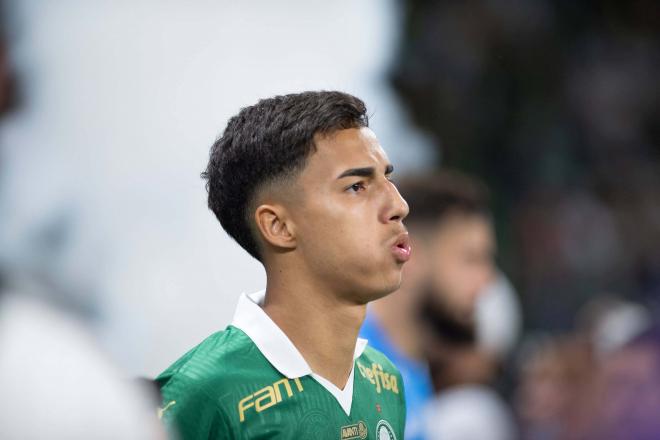 Vitor Reis, en un partido del Palmeiras (Foto: Cordon Press).