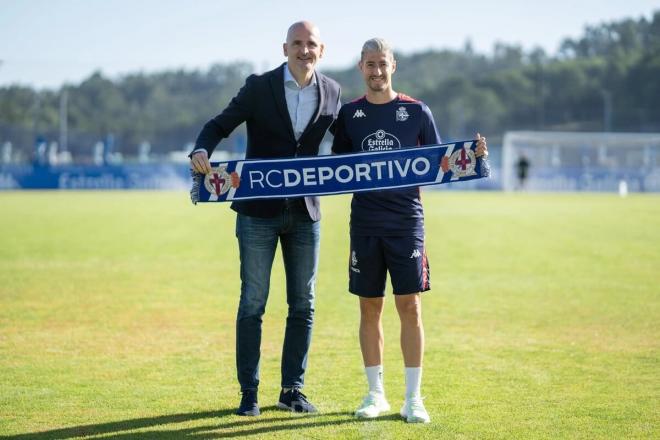 Fernando Soriano, junto a Sergio Escudero (Foto: RC Deportivo).