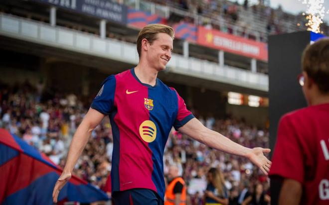 Frenkie de Jong, en la presentación del Barcelona en Montjuïc (Foto: FCB).