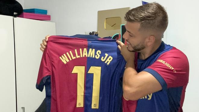 David Suárez con la camiseta del Barcelona de Nico Williams (Fuente: @davidsuuarez)