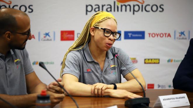 Adiaratou Iglesias, atleta paralímpica española, en la rueda de prensa (CSD)