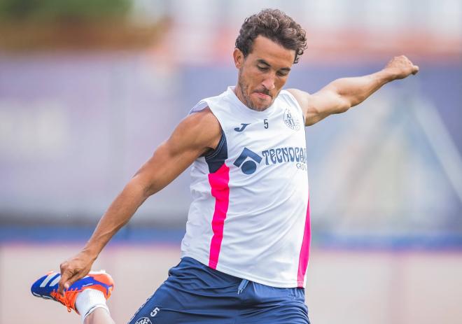 Luis Milla, en una sesión con el Getafe (Foto: GCF).