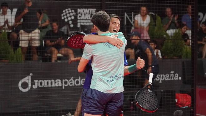 Maxi Arce y Franco Dal Bianco, durante el partido en el Marbella Master (@A1PadelOfficial)