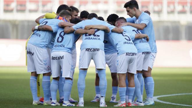 Corrillo en un partido amistoso de pretemporada (Foto: RC Celta).