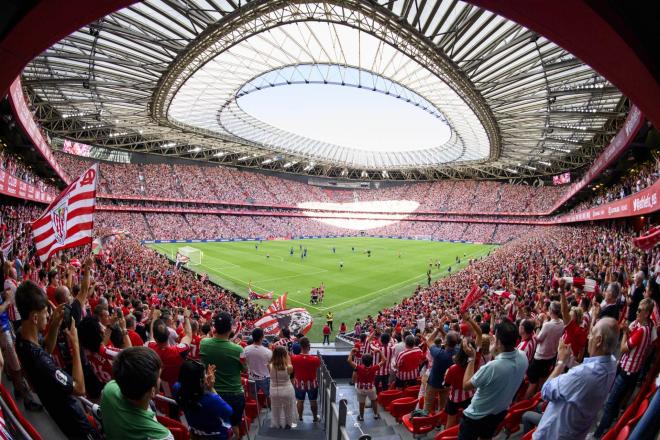 Visión cenital en un duelo liguero de esta temporada en San Mamés; este sábado vivista Bilbao el Girona FC de Michel (Foto: Athletic Club).