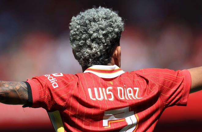 Luis Díaz, en un amistoso del Liverpool durante la pretemporada (FOTO: Cordón Press).