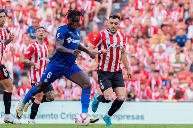 Chrisantus Uche, en San Mamés (Foto: Cordon Press))