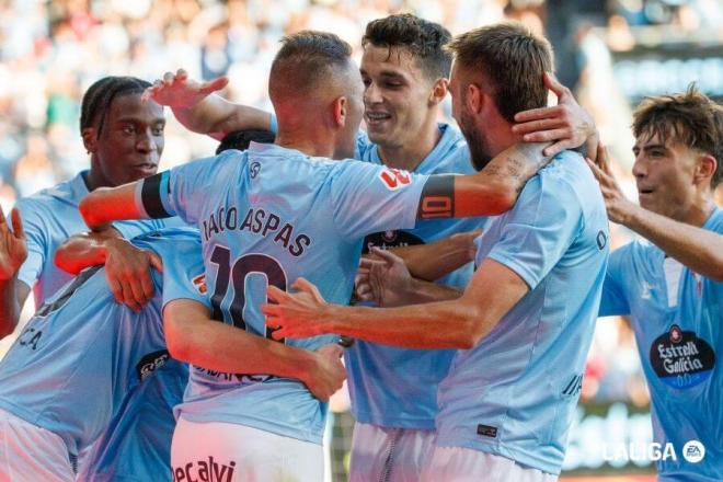 Los jugadores del Celta celebran el gol de Aspas al Alavés (Foto: LaLiga).