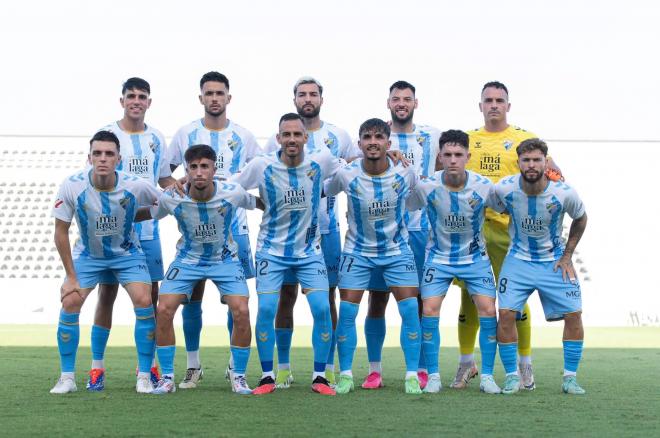 Imagen del once del último amistoso del Málaga en pretemporada. (Foto: MCF)