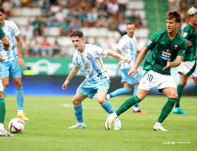 Ochoa jugó titular y dejó buenos minutos. (Foto: LALIGA HYPERMOTION)