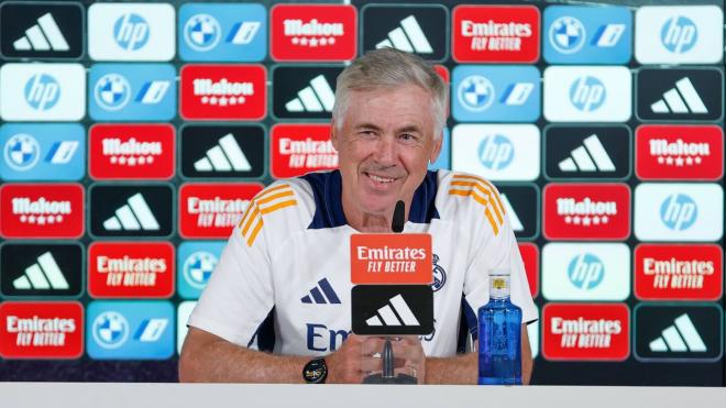 Carlo Ancelotti, en sala de prensa (Foto: RM).