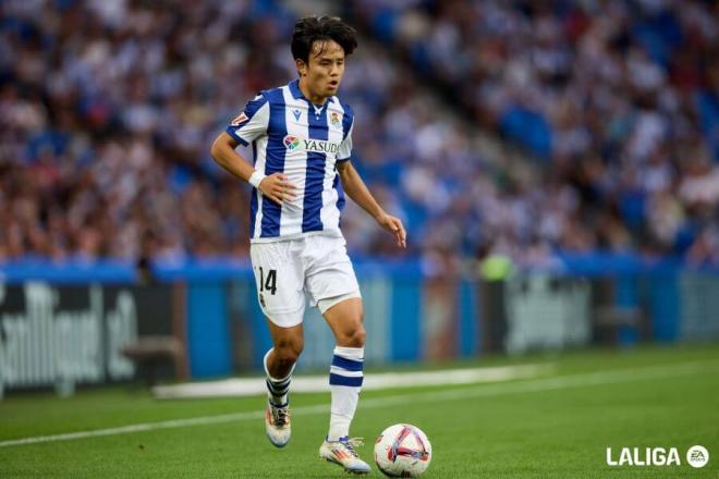 Take Kubo progresa con el balón en un partido de la presente temporada (Foto: LaLiga).