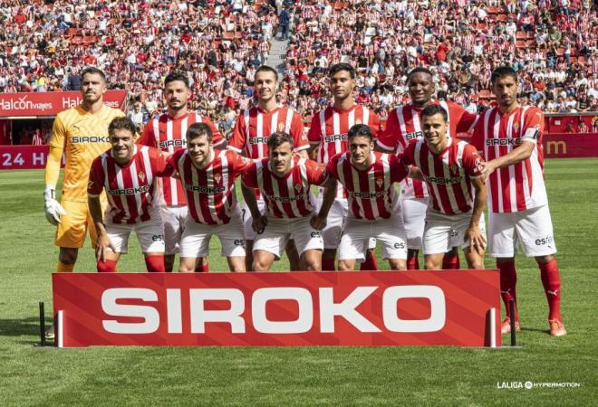 El once titular del Sporting frente al Levante (Foto: LaLiga).