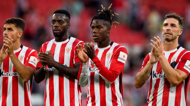 Aplausos de los hermanos Iñaki y Nico Williams a la grada de San Mamés (Foto: Athletic Club).