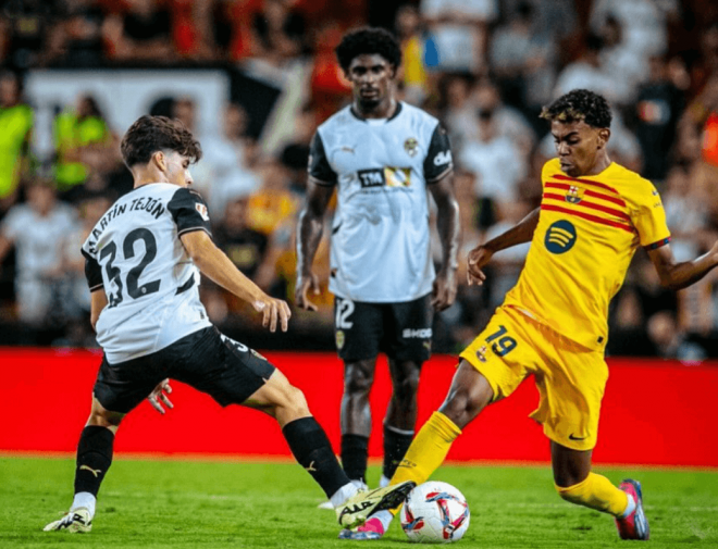 El Valencia CF - FC Barcelona de la ida en Mestalla.