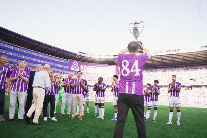 Campeones de la Copa de la Liga en Zorrilla (Foto: Real Valladolid).