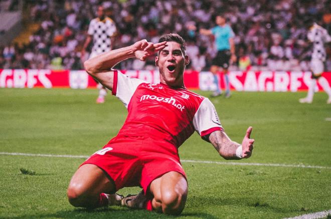 Roberto Fernández celebra su gol ante el Boavista. (Foto: SC Braga)