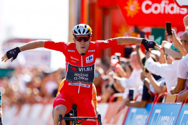 Wout van Aert se lleva la victoria en Castelo Branco (Foto: La Vuelta).