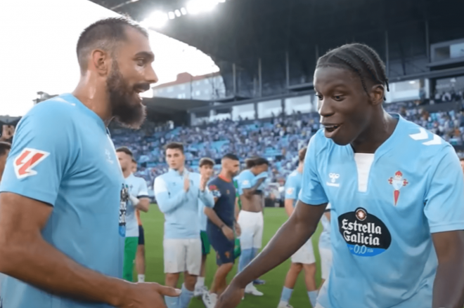 Borja Iglesias e Ilaix Moriba (Foto: RC Celta).