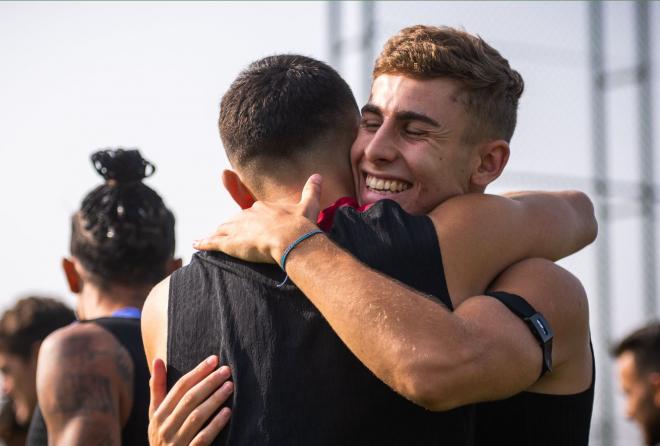 Fermín López, en su primer entrenamiento con el Barça 24/25 (Foto: FCB).