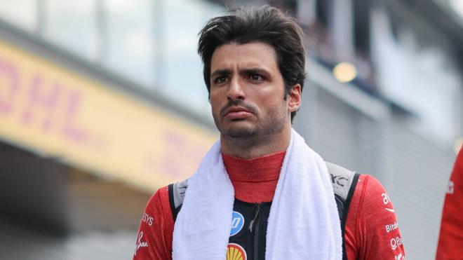 Carlos Sainz, en el Gran Premio de Silverstone (Foto: Cordon Press).