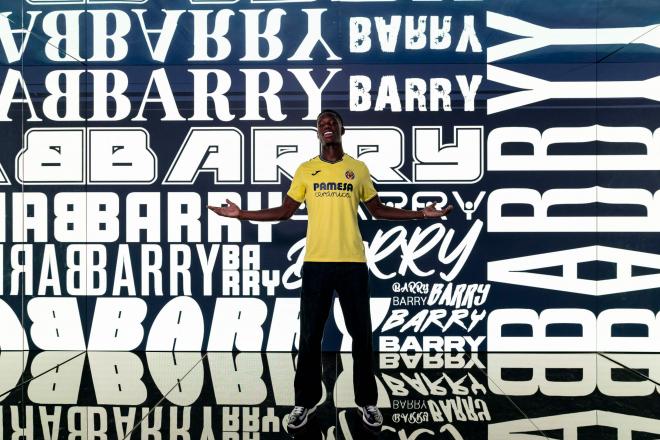 Thierno Barry, nuevo fichaje del Villarreal (Foto: VCF).