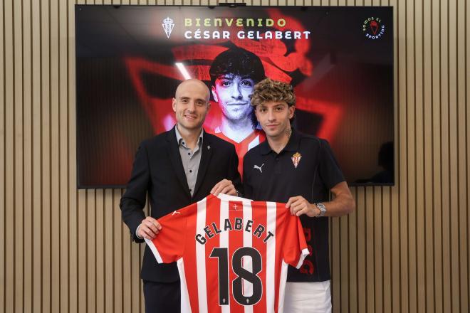 David Guerra posa con César Gelabert (Foto: Real Sporting).