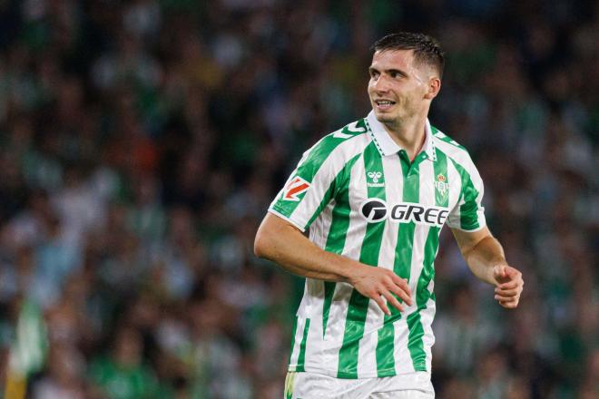 Romain Perraud, lateral del Real Betis (foto: Cordón Press).