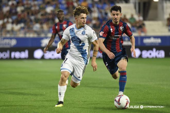 Mario Soriano, en el Huesca - Dépor (Foto: LALIGA).