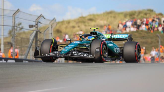 Fernando Alonso, en el Gran Premio de Países Bajos (Foto: Cordon Press).