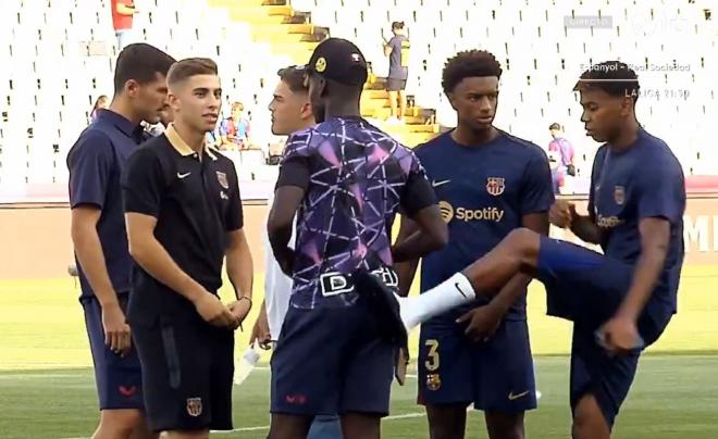 El buen rollo entre Lamine Yamal y Nico Williams en la previa del Barça-Athletic.