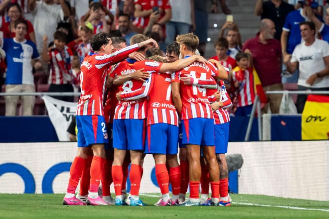 Los jugadores del Atlético celebran uno de los goles contra el Girona (FOTO: Cordón Press).