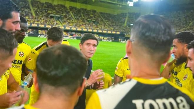 Marcelino García Toral mirando a la cámara (Foto: DAZN)