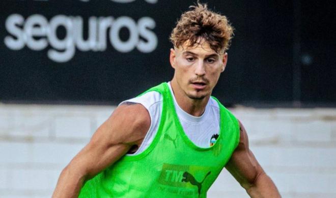 Sergi Canós realizó buena parte de la sesión el día que se ausentó Cenk por precaución