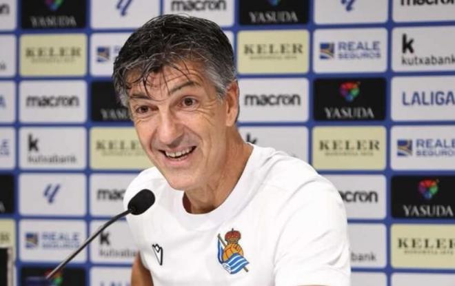 Imanol Alguacil en rueda de prensa (Foto: Real Sociedad).