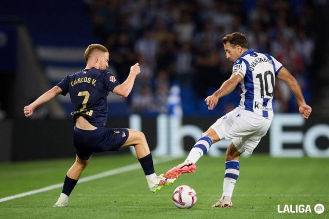 Mikel Oyarzabal en un lance del partido ante el Alavés (Foto: LaLiga).