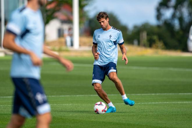 Primer entrenamiento de Marcos Alonso (Foto: RC Celta).